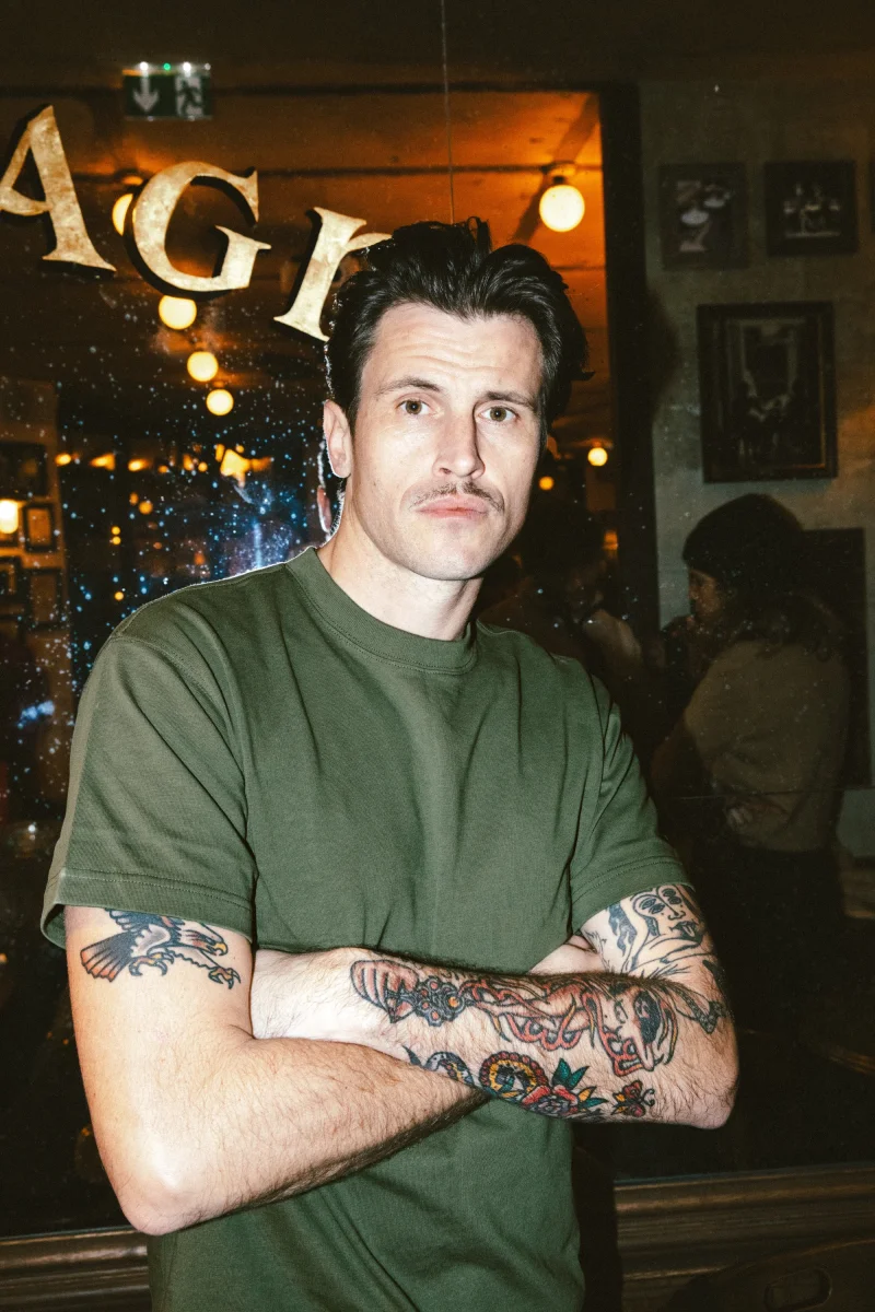 Pigalle le t-shirt - Coton recyclé Kaki – Image 7