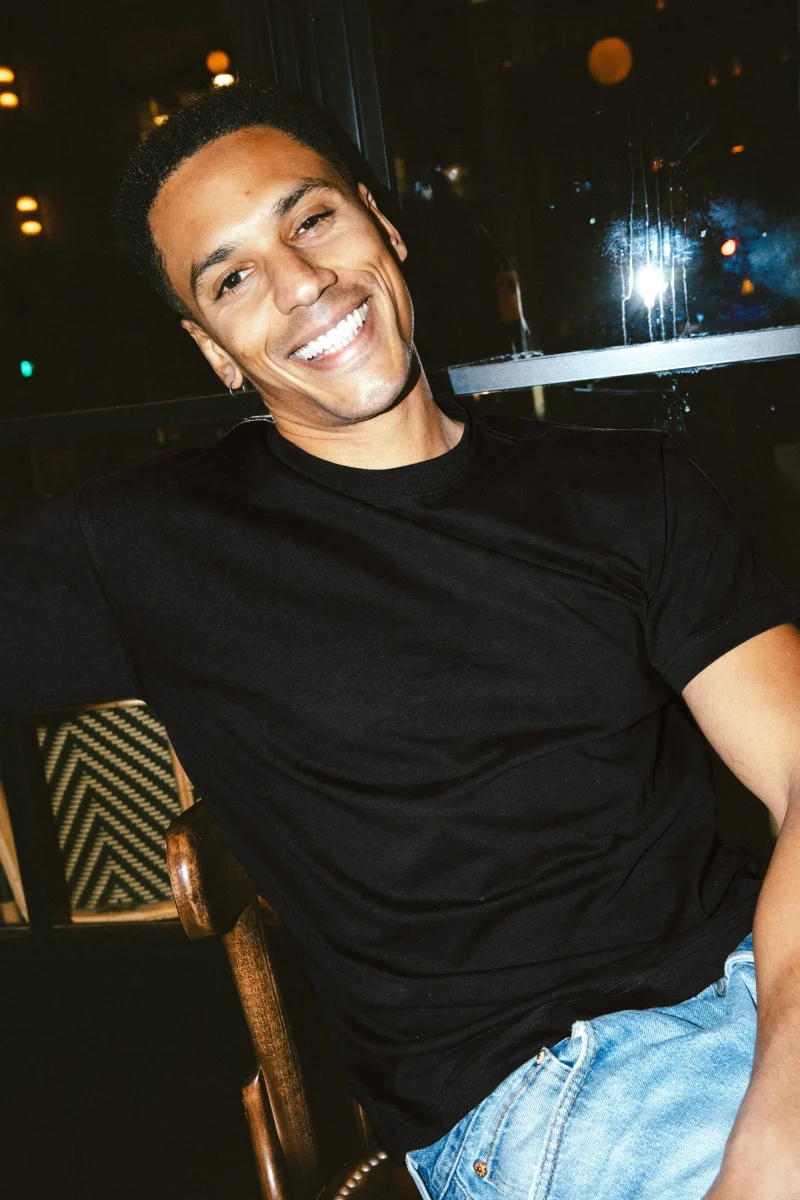 Pigalle le t-shirt Rivedroite Club - Coton recyclé Noir – Image 7