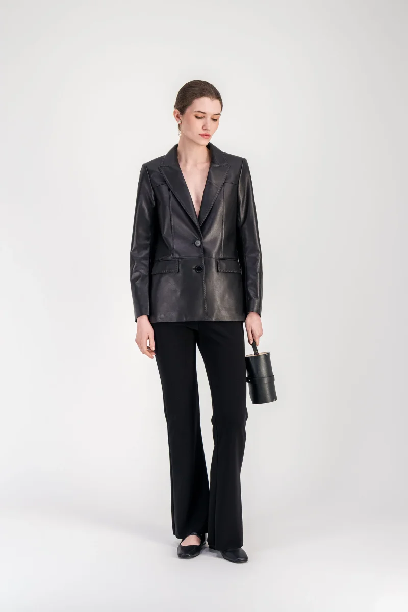 Veste droite en cuir noir – Image 3