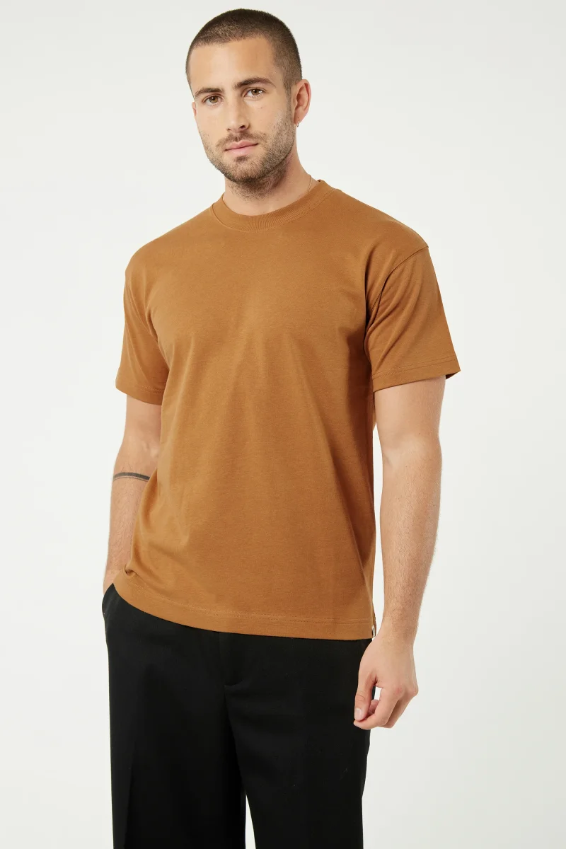 Pigalle le t-shirt No Compromise - Coton recyclé Camel – Image 3