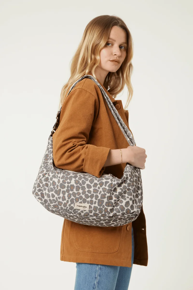 Charlot le sac Crossbody - Polycoton recyclé Léopard Gris – Image 3