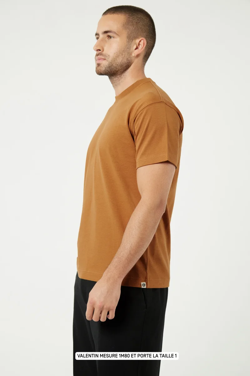 Pigalle le t-shirt No Compromise - Coton recyclé Camel – Image 5