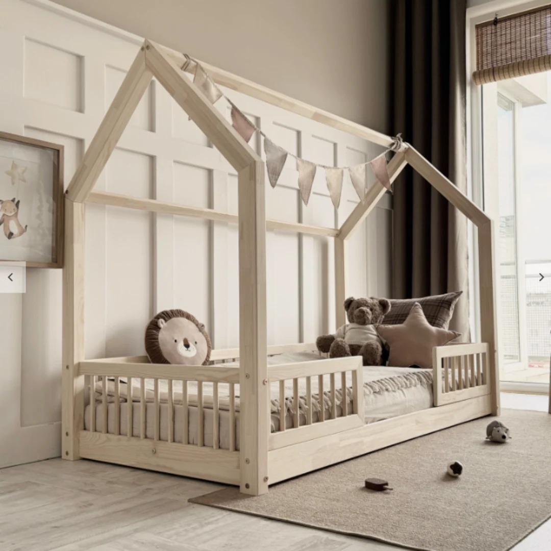 Lit cabane Montessori avec barrière Paola 90x190cm Entrée au milieu – Image 3