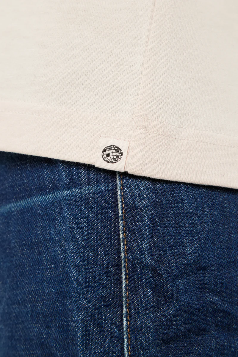 Pigalle le t-shirt Rivedroite Club - Coton recyclé Ecru – Image 6