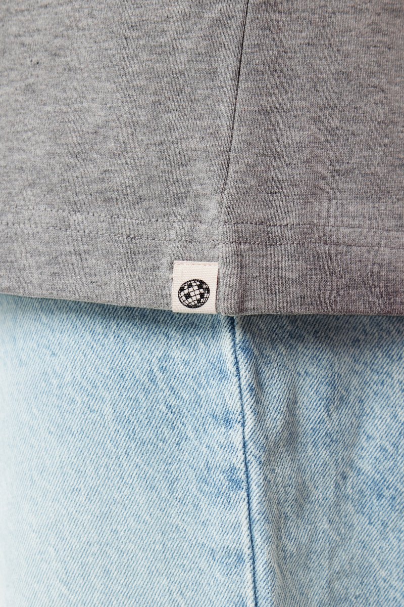 Pigalle le t-shirt Paris is my hometown - Coton recyclé Gris Chiné – Image 8