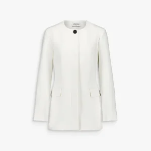 Veste cintrée blanc cassé à col rond