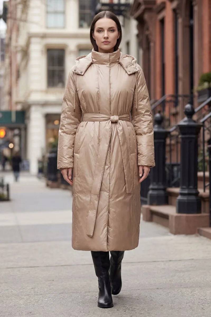 Doudoune longue nacrée beige ceinturée matelassée – Image 7