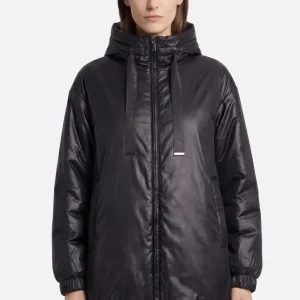 Doudoune noire matelassée à capuche et liens ajustables