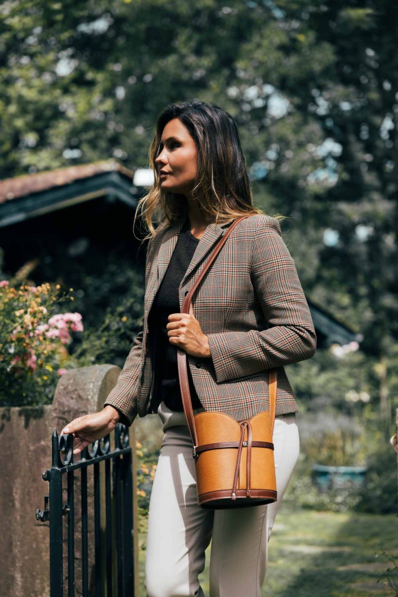 LAINA - GOLD – Image 9