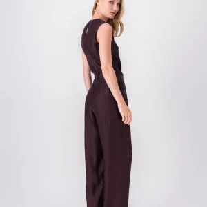 Pantalon grenat à taille ceinturée