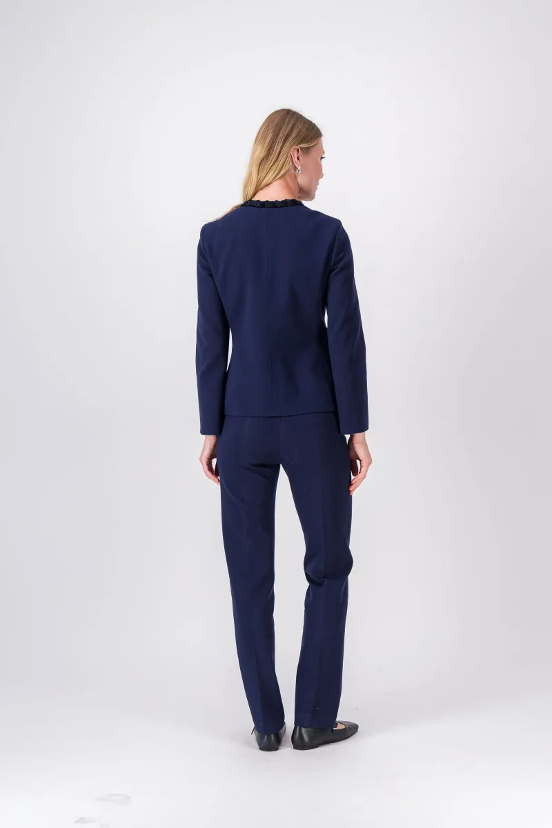 Pantalon droit marine à plis – Image 6