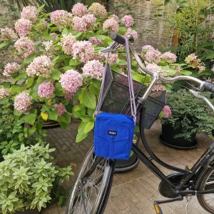 Sacoche Bleu & Parme, doublure rose clair